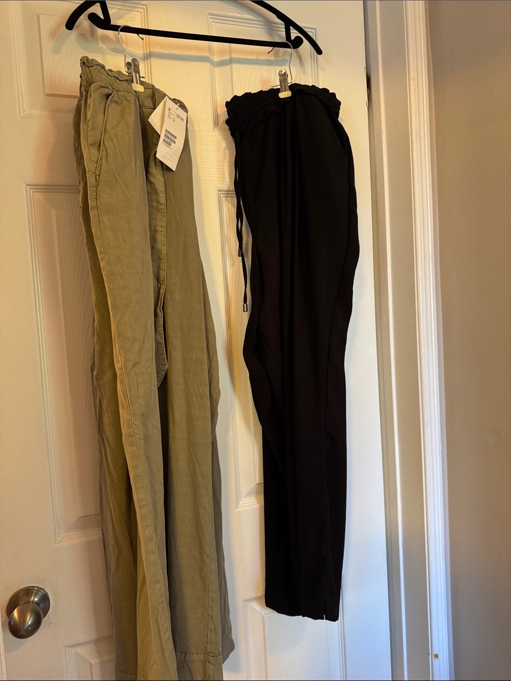 2 for 1. Woman Casual & dressy Drawstring Pants - Black & Olive